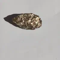 سنگ راف پیریت طلایی کلکسیونی کد (A907)