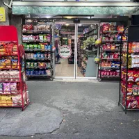 سوپر مارکت فروشگاهی