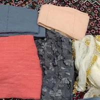 تعدادی لباس نو|لباس|سنندج, |دیوار