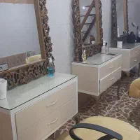 لوازم و دکور کامل ارایشگاه|آرایشگاه و سالن‌های زیبایی|کومله, |دیوار