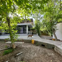 اجاره ویلا باغ بهادران.باغبهادران|اجارهٔ کوتاه‌مدت ویلا و باغ|اصفهان, باغ دریاچه|دیوار