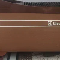 جارو برقی قدیمی سالم بدون مشکل