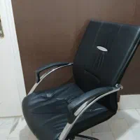 صندلی چرخشی اداری