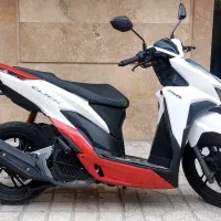 یک دستگاه موتورسیکلت توسن باسل طرح کلیک مدل ۱۴۰۴