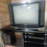 فروش تلویزیون و میز
