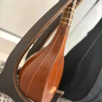 سه تار هرمز  به همراه هاردکیس نو