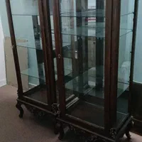 فروش ویترین چوبی منبت در حد نو