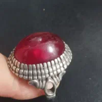 انگشتر یاقوت با رکاب نقره دست ساز قدیم