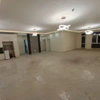 185متر همکف با 90 متر حیاط اختصاصی / 50 درصد تهاتر