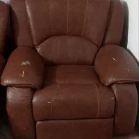 دو عدد مبل تک نفره چرم