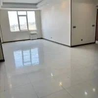 ۵۲مترخوش نقشه/نوساز باامکانات/سالن پرده خور/ارزنده