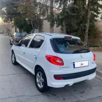 پژو۲۰۷دنده ای سقف فلز ۱۴۰۳|خودرو سواری و وانت|شیراز, اصلاح‌نژاد|دیوار