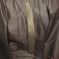 کت شلوار وکراوات