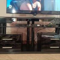 میز شیشه‌ای