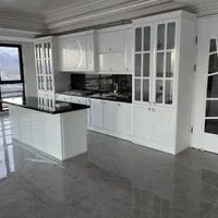 کابینت هایگلاس و نئوکلاسیک
