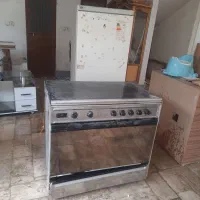 اجاق گاز ۵ شعله فر دار نیاز به سرویس