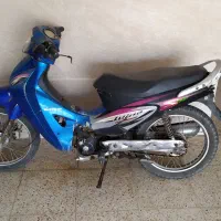 موتور سیکلت تعمیر لازم دارد