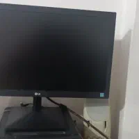 مانیتور کامپیوتر الجی lg سالم در حد نو