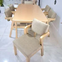 میز ناهار خوری مینیمال