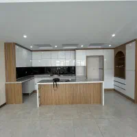 ۹۲ متری/نوساز کلیدنخورده/فول امکانات