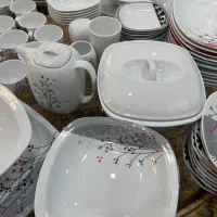 دوسرویس چینی زرین ۱۲نفره و کریستال اصل پی ارسی