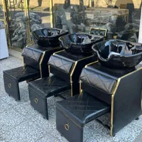 سرشور ایستاده/آرایشگاهی/پاف‌دار/جمع‌وجور/کم‌جا