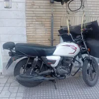 موتور سیکلت کی وای