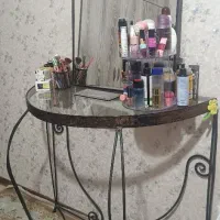 میز و آینه فرفوژه