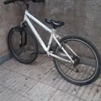 مجسمه دوچرخه ۲۶