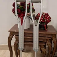 عصا زیر بغل