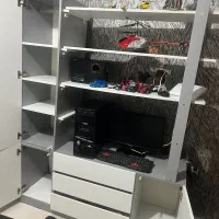 کمد لباس میز تحریر یا کامپیوتر جای لباس و دکور