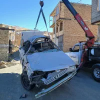 نیسان جرثقیل دو تن با سبد