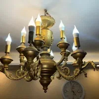 فروشنده وخریدار لوستر لویزان