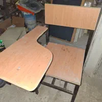 صندلی دانشجویی و دانش اموزی