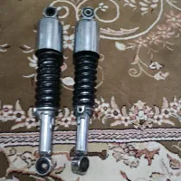 دو عدد کمک موتور کاوازاکی. 125|قطعات یدکی و لوازم جانبی|نیریز, |دیوار