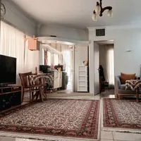 ۶۸ متر _ خوش نقشه _ بالای همکف _ مرتضوی