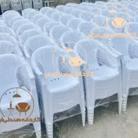 میز و صندلی پلاستیکی طرح بازنا نهارخوری غذاخوری