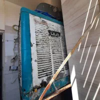 کولر آبی ۴۰۰۰ هزار بالازن سالم ودرحال کار