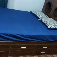 فروش تخت دو نفره Mdf به همراه ۲عدد پاتختی در حد نو|تخت و سرویس خواب|گنبد کاووس, |دیوار