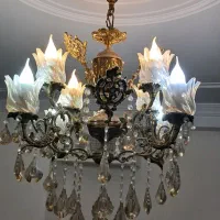 لوستر برنجی ۴ شاخه دوبل کاملا سالم.