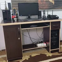 میز کامپیوتر