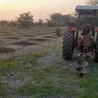 چاله کن تراکتوری