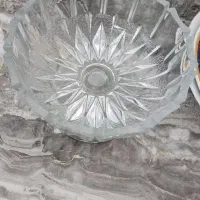 تعدادی بلور استفاده نشده