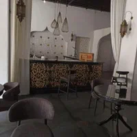 اجاره مغازه ۱۳۰۰ متر بر جاده فشم پارکینگ اختصاصی|اجارهٔ مغازه و غرفه|فشم, |دیوار