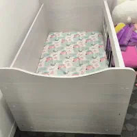 تخت کودک به همراه تشک