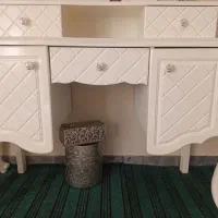 فروش فوری میز آرایش همراه با صندلی