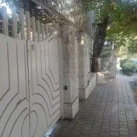 ولیعصر توانیر ۲۲۰ متر ۲ پارکینگ ۸۰ متر انباری