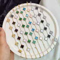 دستبند و نیم ست ون کلیف