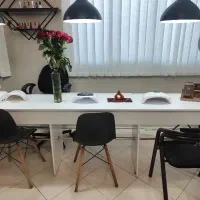 میز ناخن سه نفره با سه کشو کاملا سالم و نو