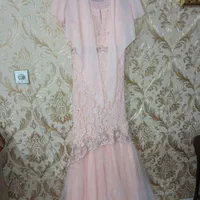 لباس مجلسی|لباس|شاهینشهر, حافظ شمالی|دیوار